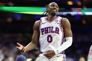 马克西：我们非常全面且极具竞争力 球队有很多不同的打法