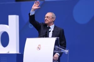 记者：弗洛伦蒂诺无意在当前任期结束前离开，会员模式即将被讨论